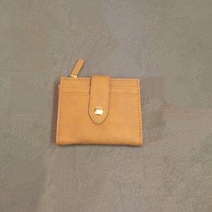 Tan wallet